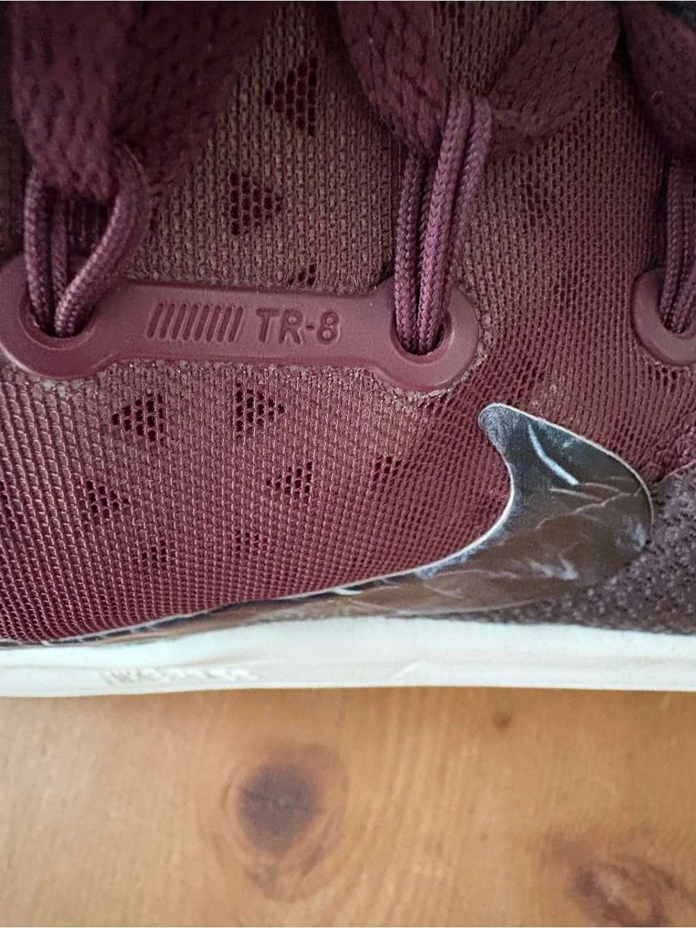 EUC, Women’s Nike Free TR 8 Print Burgundy Crush Training/Workout Shoe, Size 9.5